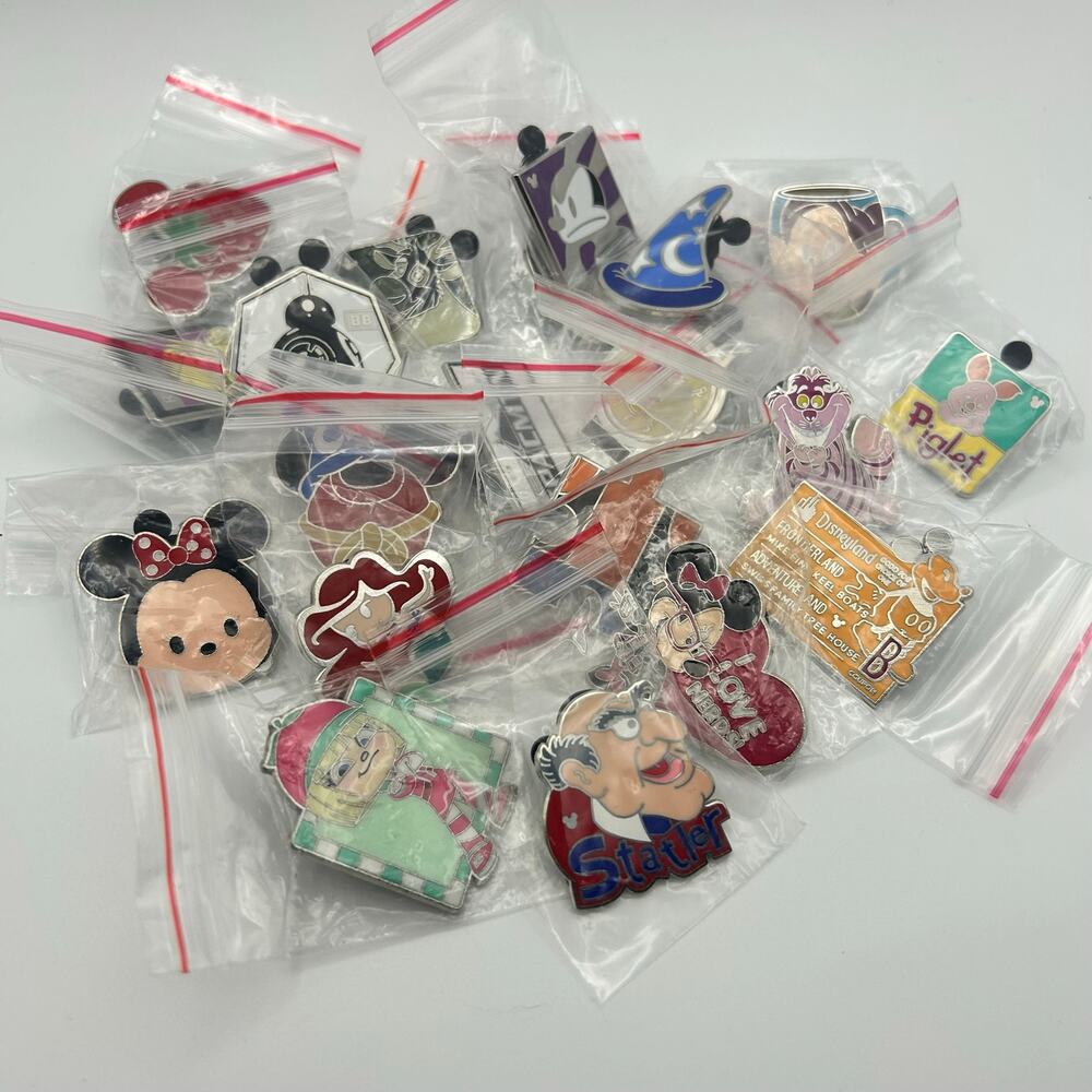 Lot of 20 Disney Pins Assorted Park Trading Pin Lot New No Duplicates - Picture 4 of 6